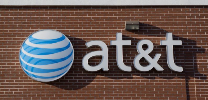 AT&T begins testing high-speed internet over power lines