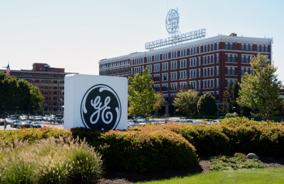 General Electric to cut 12,000 jobs in power business revamp