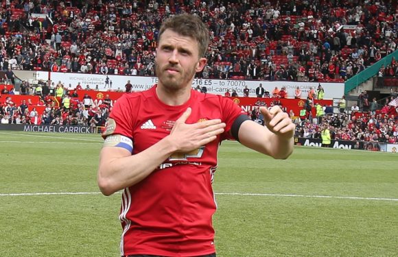 Michael Carrick to retire at the end of the season