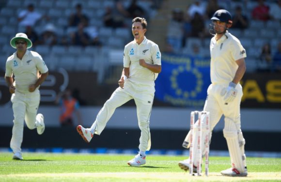 Boult and Southee bowl England out for 58 runs