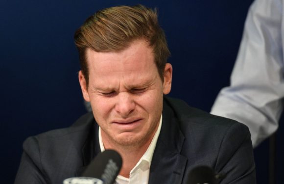 Australian ball-tampering saga: Smith, Bancroft and Warner apologise