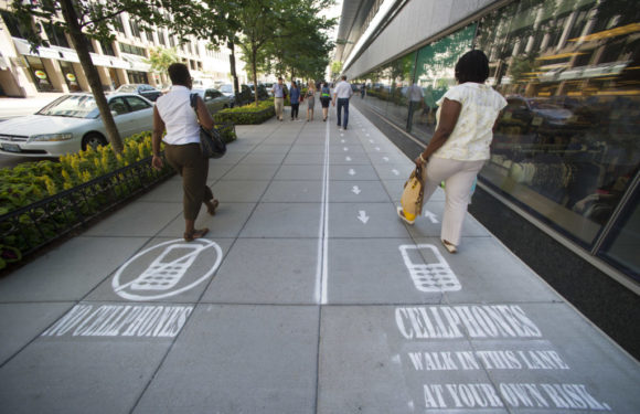 A separate lane for Smartphone Users