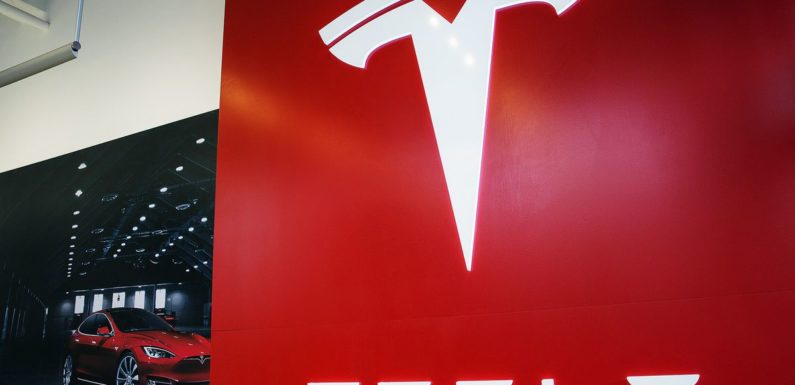 Tesla shares take a dive following report it is seeking refunds